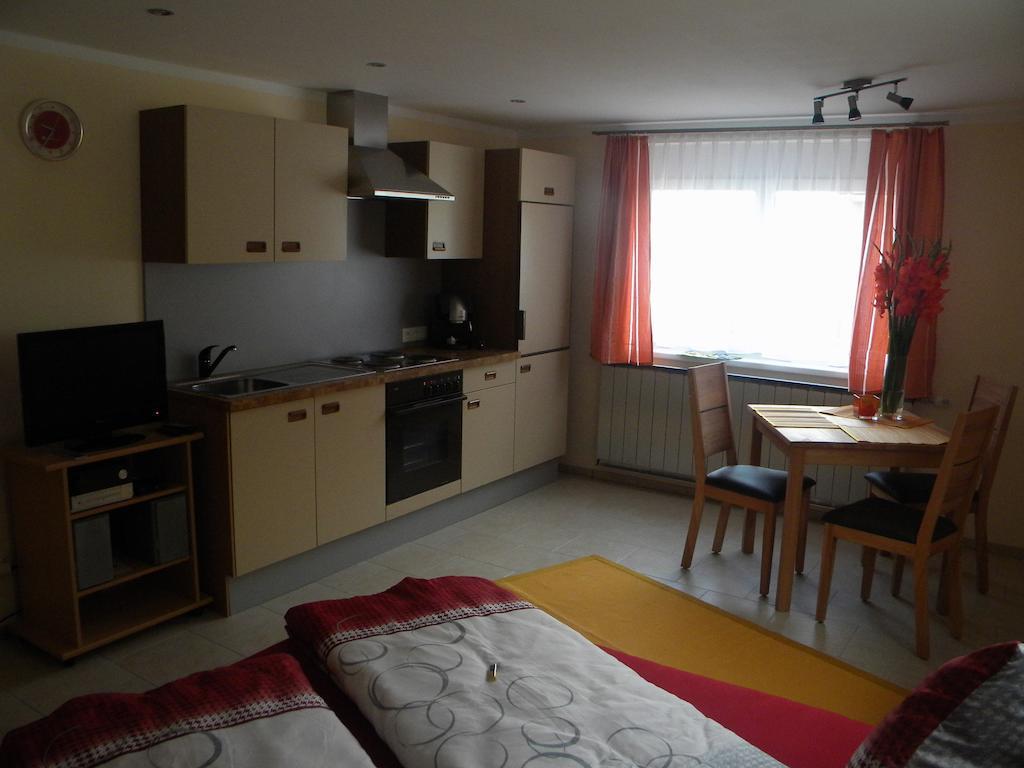 클뢰슈텔르 암 알베르그 Haus Kinsperger 아파트 객실 사진